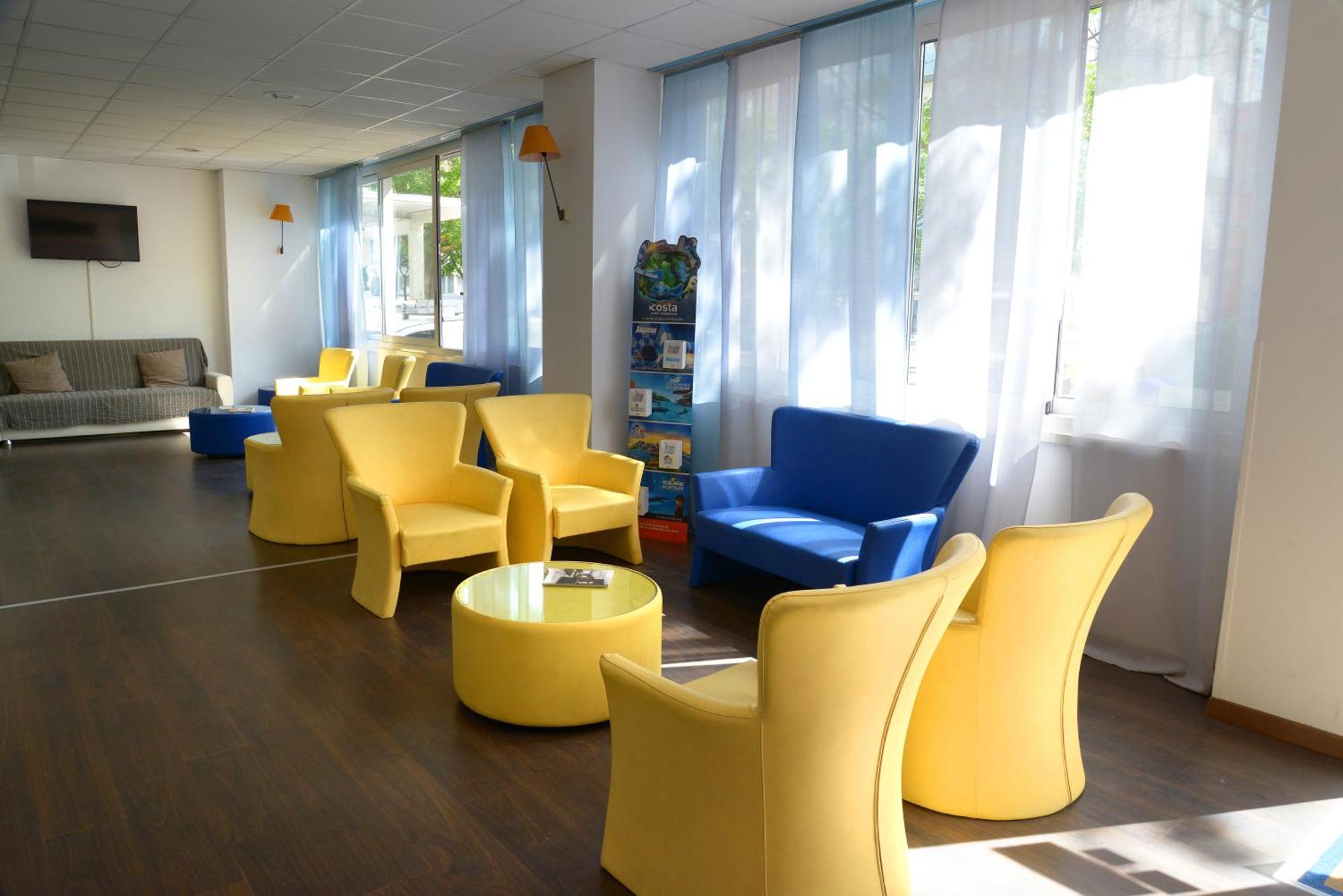 Embassy 3* Pésaro